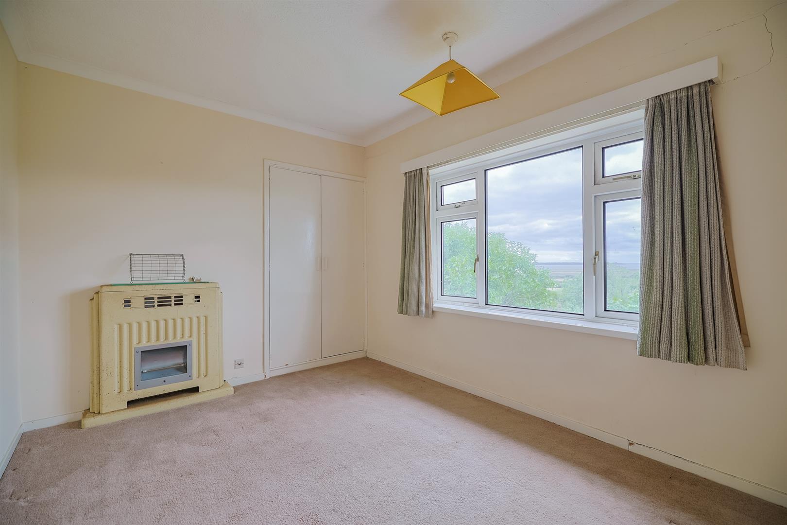 Fairways, 22, Ar Y Bryn, Pembrey, Burry Port, SA16 0AX